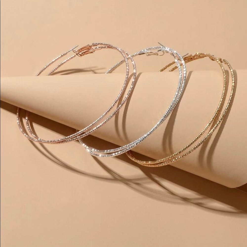 Bundle Shiny hoop earring 3 for 1 deal. Gold tone, rose gold, and silver.